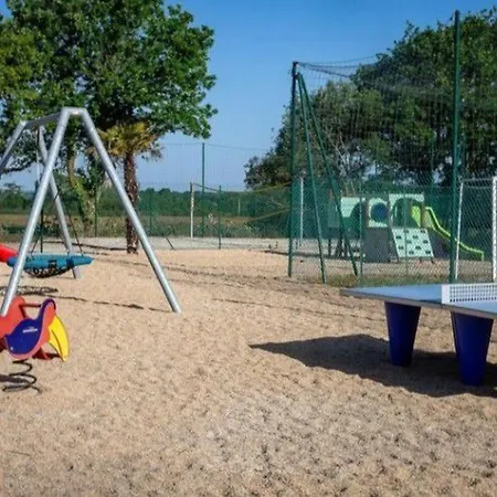 캠프장 Mobil Confortable Avec Terrasse Pour 6 Personnes - Api-1-52-394 *