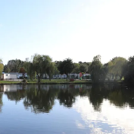 Mobil Confortable Avec Terrasse Pour 6 Personnes - Api-1-52-394 * Brétignolles-sur-Mer