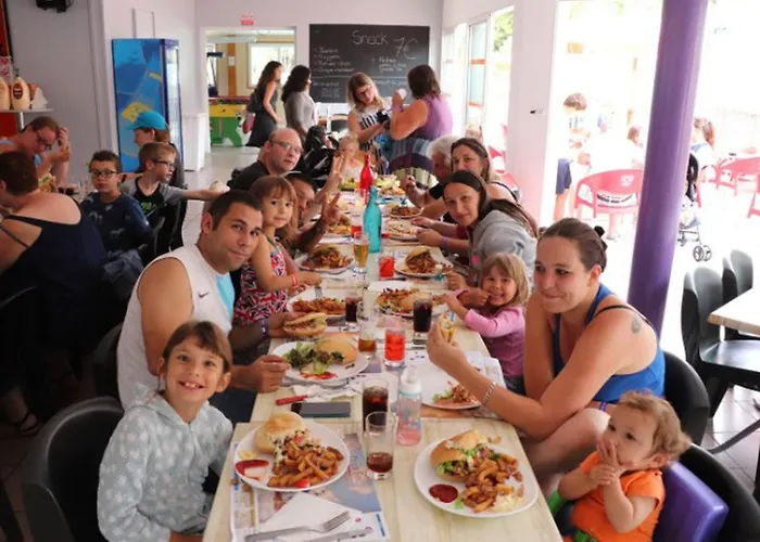 Camping Mobil Confortable Avec Terrasse Pour 6 Personnes - Api-1-52-394 Bretignolles-sur-Mer